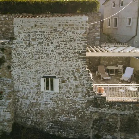 Adora * Motovun